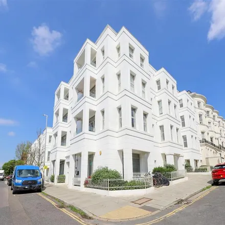 Rent this 2 bed apartment on Montpelier Place in Brighton, BN3 1DP