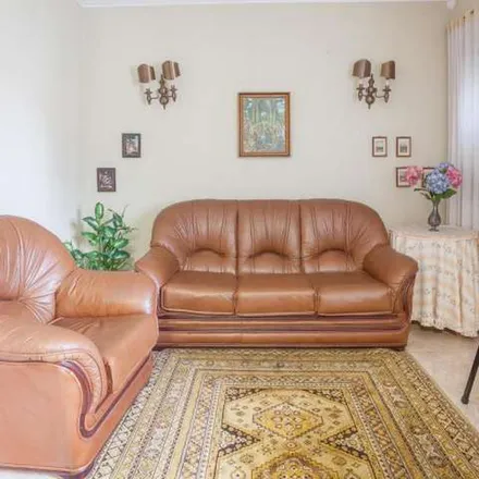 Rent this 8 bed apartment on Rua Padre Américo 87 in 3000-137 Coimbra, Portugal