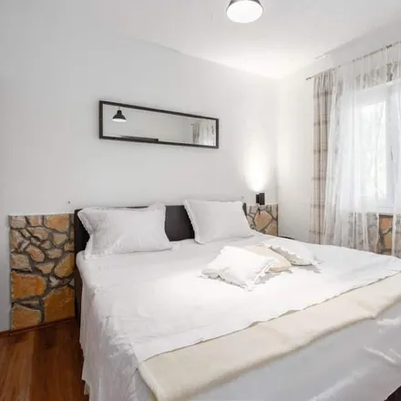 Rent this 4 bed house on Grad Vis in Split-Dalmatia County, Croatia