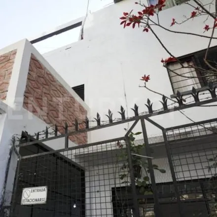 Buy this 6 bed house on Calle Pirul in Colonia Victoria de las democracias, 02810 Mexico City