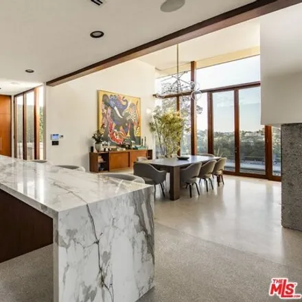 Image 8 - 1875 Carla Ridge, Beverly Hills, CA 90210, USA - House for sale