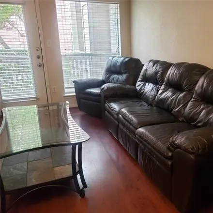 Image 3 - Old Spanish Trail, Houston, TX 77054, USA - Condo for rent