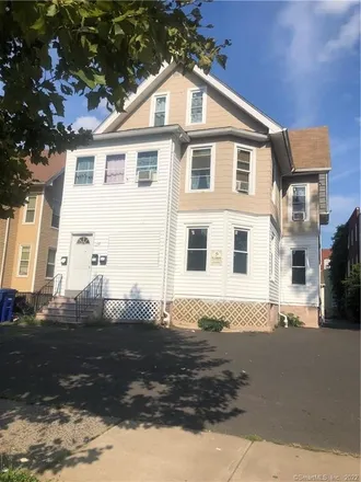 Rent this 3 bed townhouse on 228 Franklin Avenue in Hartford, CT 06114