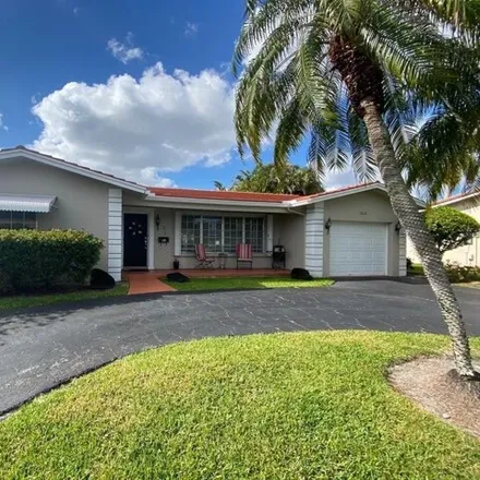 Buy this 2 bed house on 7212 East Tropical Way in Plantation, FL 33317