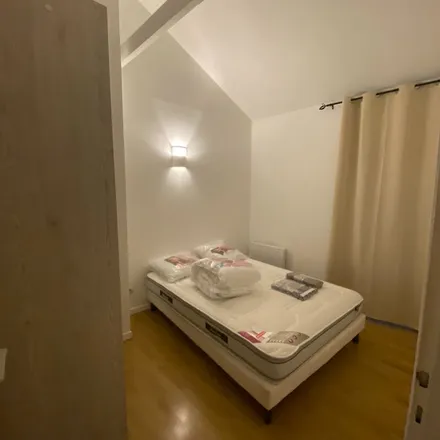 Rent this 2 bed apartment on Harfleur in 55 Rue de la République, 76700 Harfleur