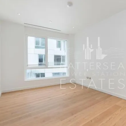 Image 6 - Pearce House, 8 Circus Road West, Nine Elms, London, SW11 8EY, United Kingdom - Room for rent