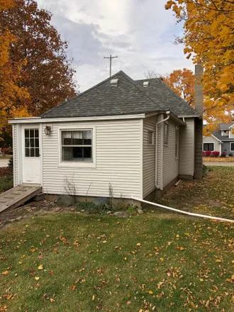 Image 3 - 1339 Stinson Street, Owosso, MI 48867, USA - House for sale