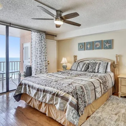 Rent this 3 bed condo on Indian Shores