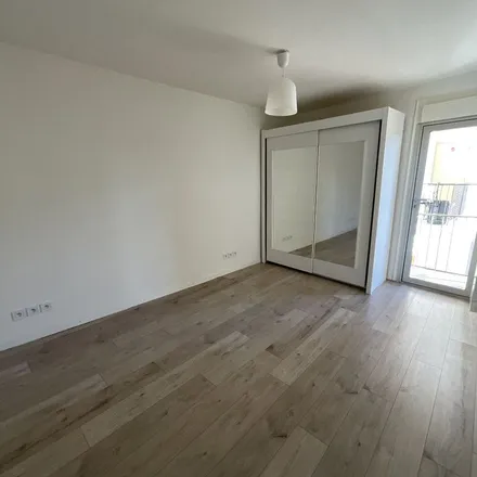 Rent this 3 bed apartment on 14 Boulevard du Maréchal Leclerc in 34500 Béziers, France