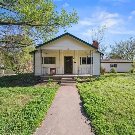 Buy this 4 bed house on 401 E Young St in Morris, Oklahoma