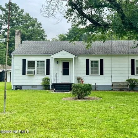 Buy this 4 bed house on 1772 US 17 in Bridgeton, Craven County