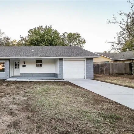 Buy this 4 bed house on 126 Monroe Court in Norman, OK 73071