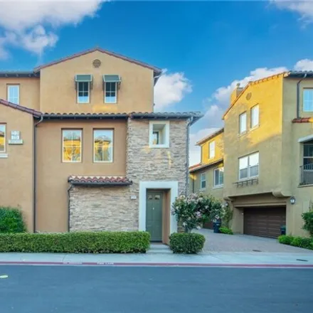 Buy this 2 bed townhouse on 81 Gingerwood in Irvine, CA 92603