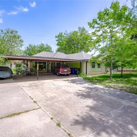 Buy this 3 bed house on 1301 Denison Circle in Norman, OK 73069