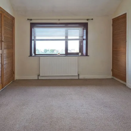 Image 3 - Pine Crescent, Broadfield, BB5 3TF, United Kingdom - Apartment for rent
