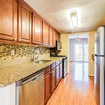 Image 8 - 6012 Westchester Park Drive, Hyattsville, MD 20740, USA - Condo for sale