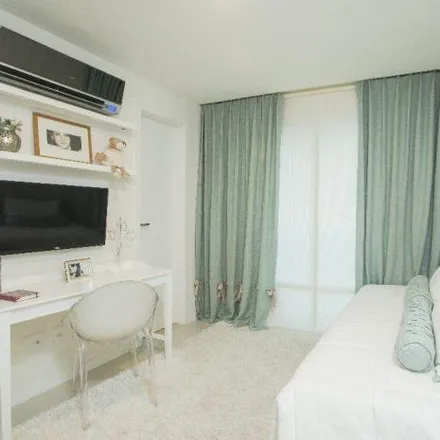 Buy this 3 bed apartment on Rua Jornalista César Magalhães 550 in Guararapes, Fortaleza - CE