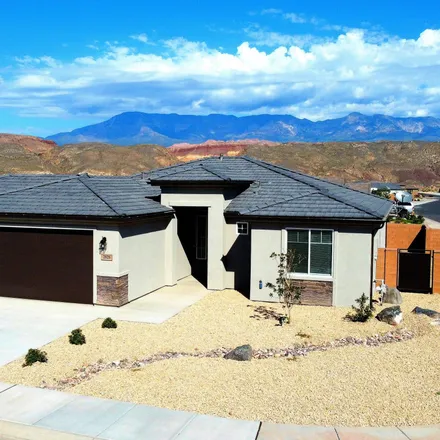 Buy this 3 bed house on 2266 West 750 North in Hurricane, UT 84737