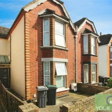Rent this 1 bed house on Oradent Dental Care in 169 Beaver Road, South Willesborough
