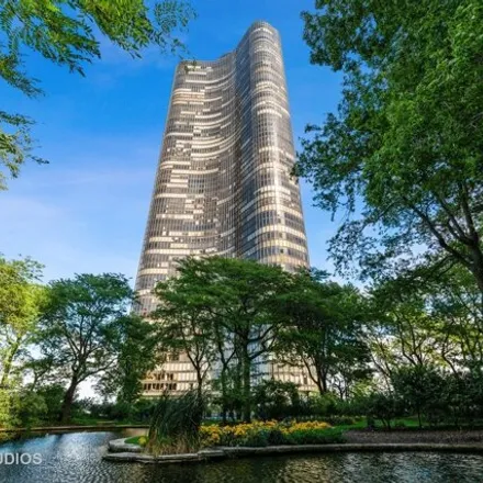 Buy this 2 bed condo on Lake Point Tower in 505 North Lake Shore Drive, Chicago