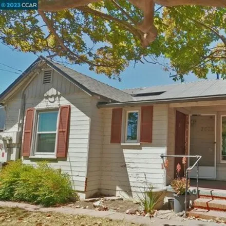 Buy this 2 bed house on 3641 Walnut Avenue in Concord, CA 94519
