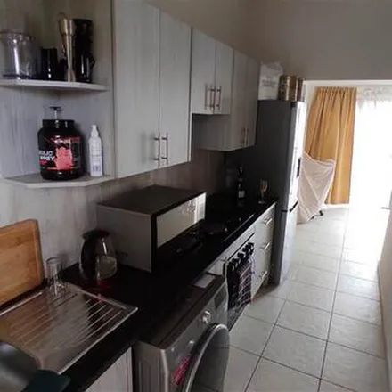 Rent this 1 bed apartment on Enkeldoorn Avenue in Derdepoort Tuindorp, Pretoria