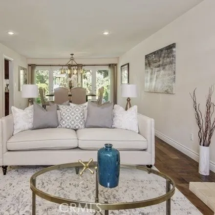 Image 3 - 9767 Blantyre Dr, Beverly Hills, California, 90210 - House for sale