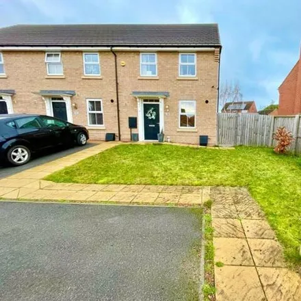 Buy this 3 bed house on Sherwood Close in Auckley, DN9 3QT