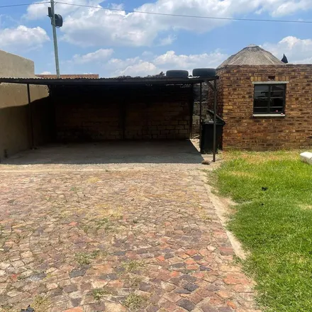 Rent this 2 bed apartment on Geluksdal Road in Labore, Gauteng