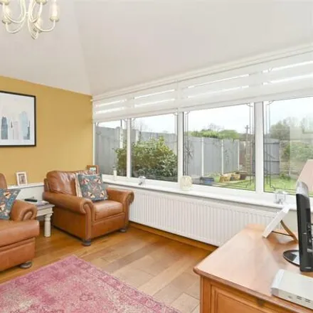 Image 7 - Leyfield Road, Sheffield, S17 3EE, United Kingdom - Duplex for sale