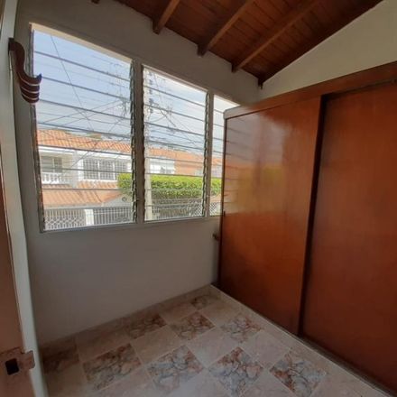Rent this 3 bed apartment on Plazoleta de comida in Calle 4AN, Pescadero