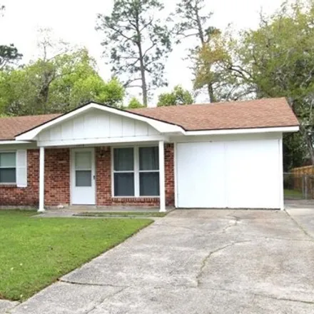 Buy this 3 bed house on 1575 Sunset Drive in Forest Pines, Slidell
