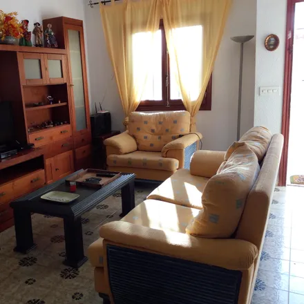 Image 4 - Calle Jorge Manrique, 59, 03184 Torrevieja, Spain - House for rent