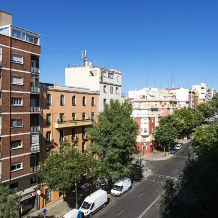 Rent this 5 bed apartment on Calle de Cavanilles in 35, 28007 Madrid