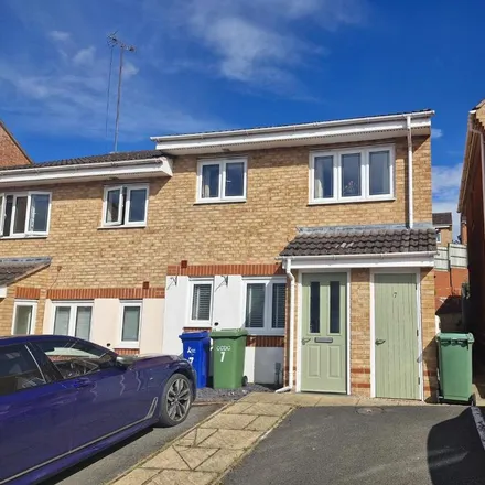 Rent this 1 bed house on Sailsbury Close in Slitting Mill, WS15 1GF