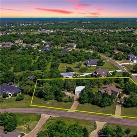 Buy this 5 bed house on 17573 Lariat LAne in Brazos County, TX 77845