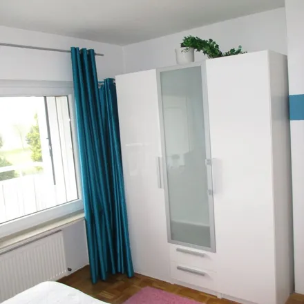 Rent this 3 bed apartment on Hinter den Gärten 9 in 34587 Wolfershausen, Germany