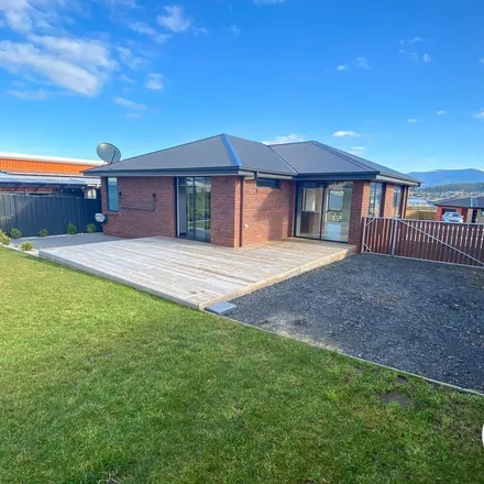 Rent this 3 bed apartment on 4 Harmsworth Road in Oakdowns TAS 7019, Australia