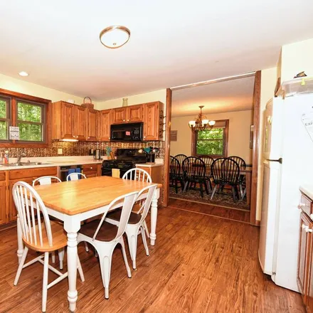 Image 4 - Conway, NH, 03860 - House for rent