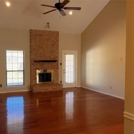 Image 5 - 263 Pear Tree Place, Denton, TX 76207, USA - House for rent