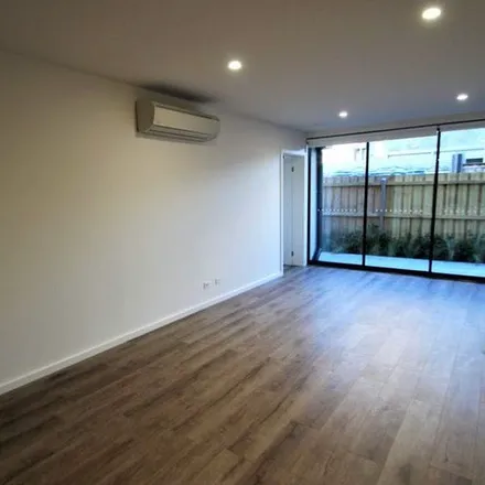 Image 5 - Camden Street, Balaclava VIC 3183, Australia - Apartment for rent