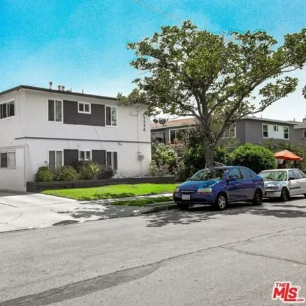 Buy this 12 bed house on 1134 North Mayfair Avenue in Anaheim, CA 92801