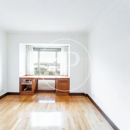 Rent this 2 bed apartment on Avenida de Pío XII in 44, 28016 Madrid