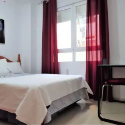 Rent this 2 bed apartment on Spiaggia Ristorante Pizzeria in Carrer de Carolina Álvarez, 46023 Valencia