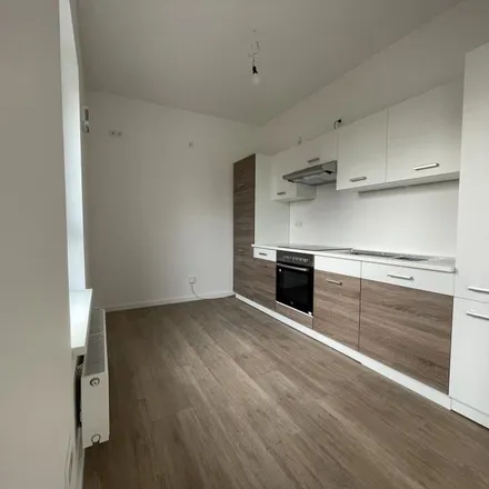 Rent this 3 bed apartment on Süntelweg 20 in 37081 Göttingen, Germany