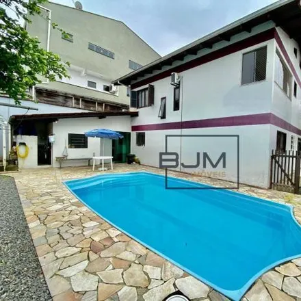 Buy this 3 bed house on Rua Guilherme Reimer 49 in Saguaçu, Joinville - SC