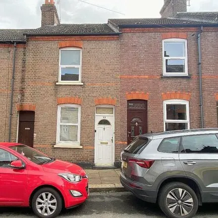 Buy this 2 bed townhouse on May Street in Luton, LU1 3QY