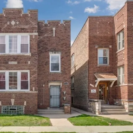 Buy this 6 bed duplex on 7618 South Euclid Avenue in Chicago, IL 60617