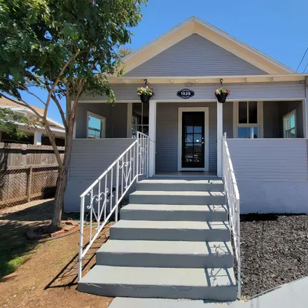 Buy this 3 bed house on 1529 Hoover Avenue in National City, CA 91950