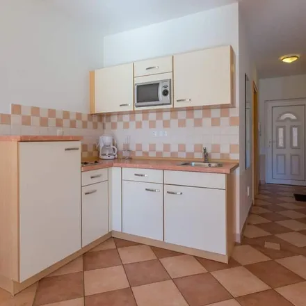 Image 4 - 51260, Croatia - Apartment for rent